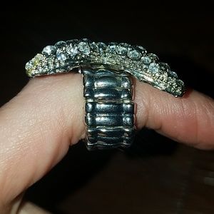 White House Black Market Jewelry - NWT White House Black Market RARE Starfish Ring White House Black Market Jewelry - NWT White House Black Market RARE Starfish Ring